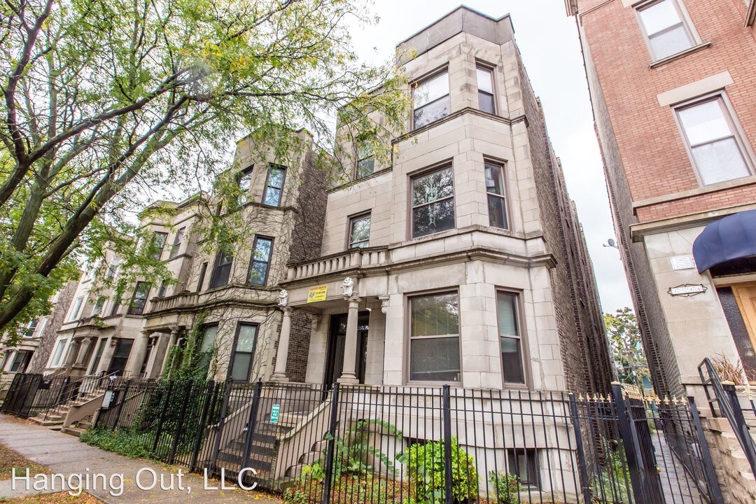 1542 N Oakley Blvd-Unit -#2 in Chicago, IL - Building Photo