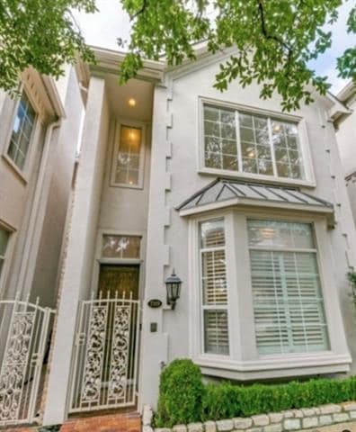 property at 7319 Inwood Rd