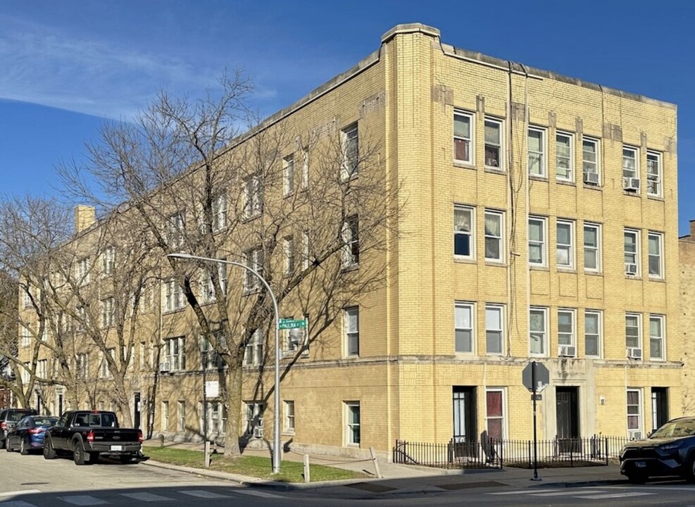 6945 N Paulina St, Unit 3 in Chicago, IL - Building Photo