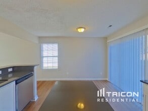 11542 Stewarts Crossing Dr in Charlotte, NC - Foto de edificio - Building Photo