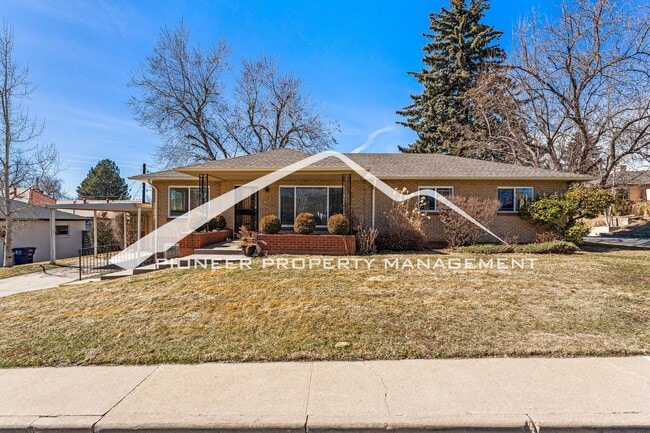 property at 2425 N Raleigh St