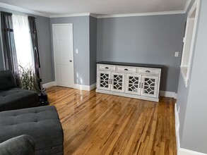 42 Paragon Rd, Unit #2 in Boston, MA - Building Photo - Building Photo