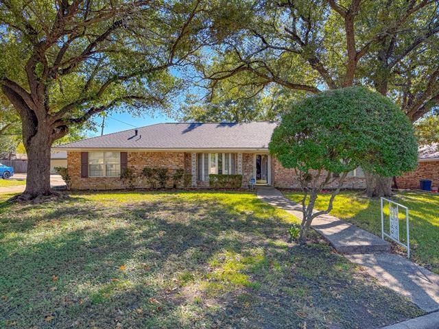 309 Gladstone Ave in Corsicana, TX - Foto de edificio - Building Photo