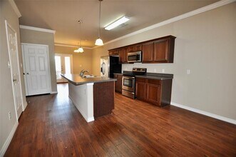 1142 Newcastle Dr in Weatherford, TX - Building Photo - Building Photo
