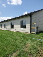 12037 W Shadow Lakes St-Unit -12037 W. Shadow lakes in Wichita, KS - Building Photo - Building Photo