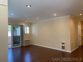 10076 Maya Linda Rd in San Diego, CA - Building Photo - Building Photo