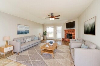 2201 Woodberry Dr in Forney, TX - Foto de edificio - Building Photo