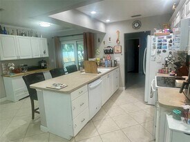 9850 NW 25th Ct in Coral Springs, FL - Building Photo