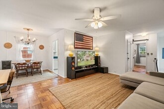 1134 Valley Dr in Alexandria, VA - Building Photo - Building Photo