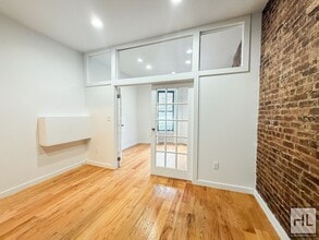 BEDFORD AVENUE / No fee 1-Bed 1-Bath in Prime Crown Heights / 1-Month Free in Brooklyn, NY - Building Photo - Building Photo