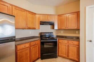 1482 Lawson Dr in Cordova, TN - Building Photo - Building Photo