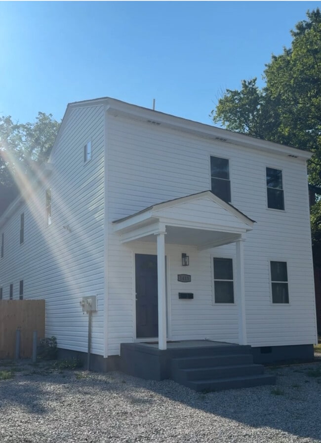 property at 1413 Elm Ave