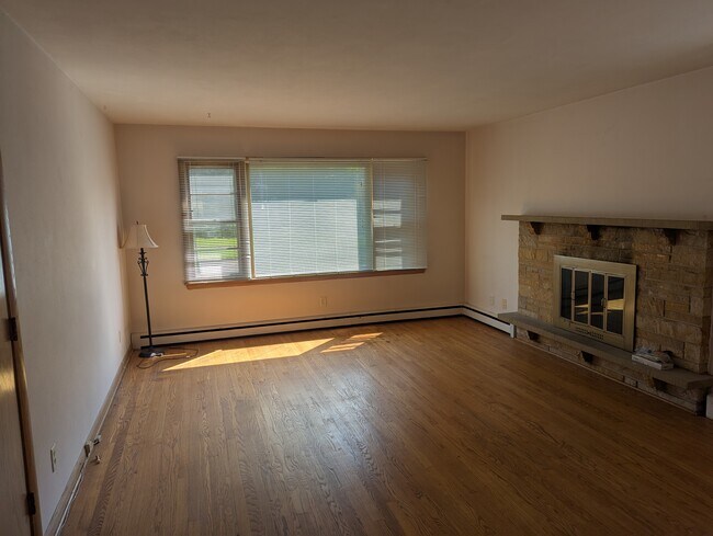 930 S Brooks St, Unit 3