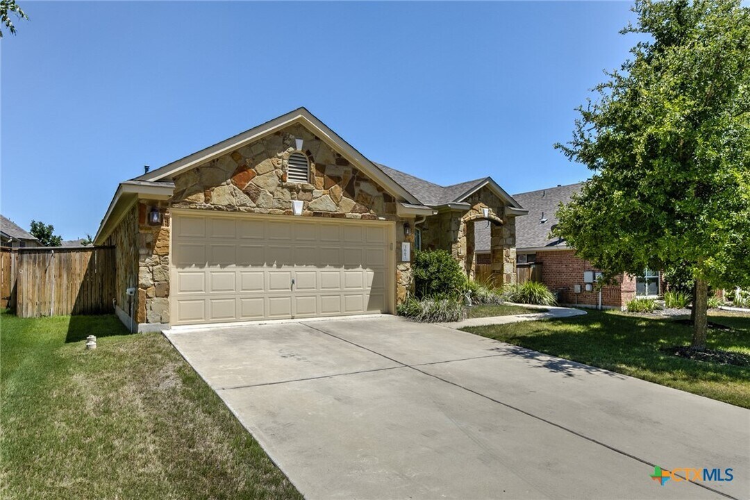 3367 Rosalina Loop in Round Rock, TX - Building Photo