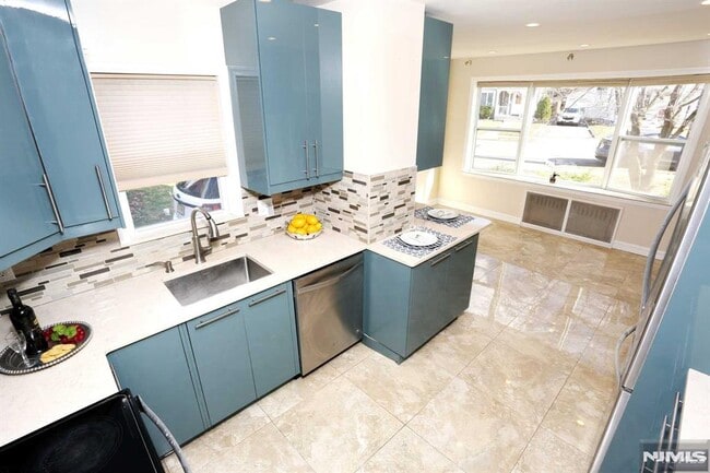 property at 7-09-9 Campbell Rd