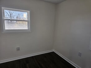 3303 George Light Rd in Knoxville, TN - Building Photo - Building Photo