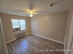 109 O St SW in Washington, DC - Foto de edificio - Building Photo