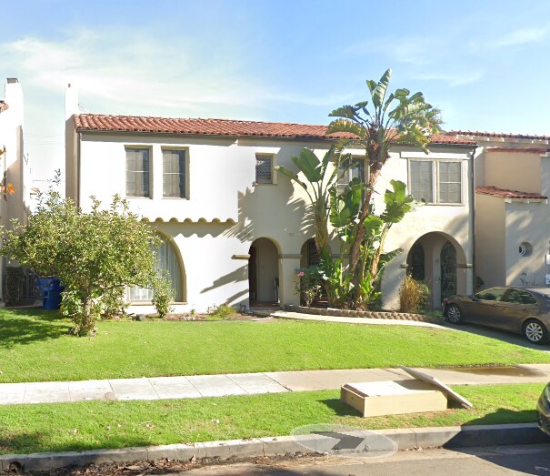 122 N Detroit St in Los Angeles, CA - Building Photo