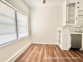 800 N Las Palmas Ave in Los Angeles, CA - Building Photo - Building Photo