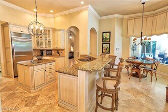 1824 Crayton Rd in Naples, FL - Building Photo - Building Photo