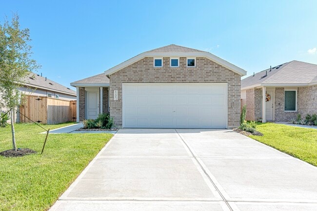 property at 17983 Valle Cupa Ln