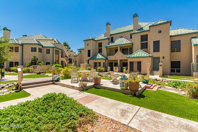 property at 101 N 7th St
