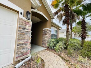 15792 Bainebridge Dr in Jacksonville, FL - Foto de edificio - Building Photo