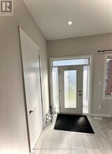 313 Canadensis Ln in Ottawa, ON - Building Photo - Building Photo
