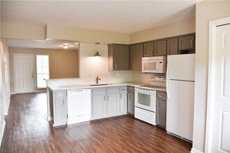 1902 Woodsman Dr, Unit B in College Station, TX - Building Photo - Building Photo