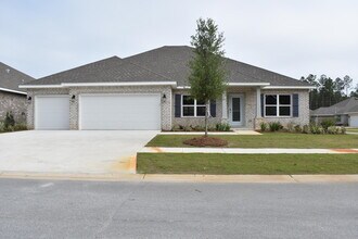 173 Picnic Pl in Freeport, FL - Building Photo - Building Photo