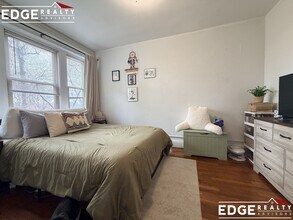 253 Kelton St, Unit 1 in Boston, MA - Building Photo - Building Photo