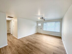 3905 W Taft St in Boise, ID - Building Photo - Building Photo