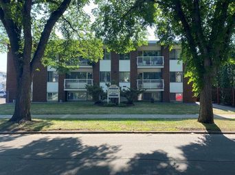 Style Manor in Edmonton, AB - Building Photo