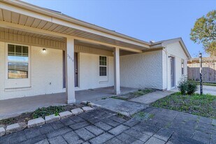 3514 Mattye Maye Dr in Pasadena, TX - Building Photo