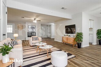 800 W Cheryl Ave in Hurst, TX - Building Photo - Building Photo