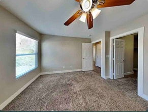 6348 Whispering Clouds Ct in Las Vegas, NV - Building Photo - Building Photo