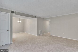 12249 Stevenson Ct-Unit -12249 in Woodbridge, VA - Building Photo - Building Photo