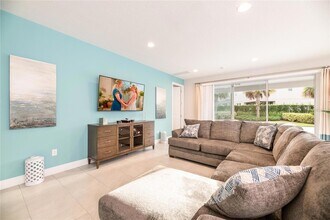 7484 Marker Ave in Kissimmee, FL - Building Photo - Building Photo