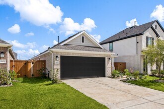 21670 Wave Holw Dr in Cypress, TX - Building Photo - Building Photo