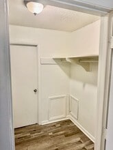 Apartment Living in Quiet Area within Manchester in Manchester, TN - Building Photo - Interior Photo