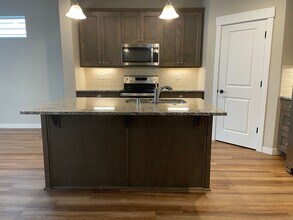 7039 S Rdg Wy in Ridgefield, WA - Building Photo - Building Photo