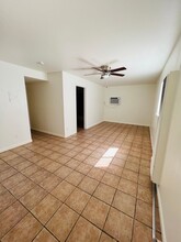 1914 Cullen Ave-Unit -B in Austin, TX - Building Photo - Building Photo