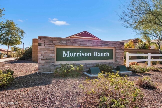7047 E Osage Ave in Mesa, AZ - Building Photo - Building Photo