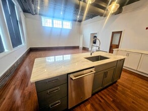 1815 Main St in Bethlehem, PA - Building Photo - Building Photo