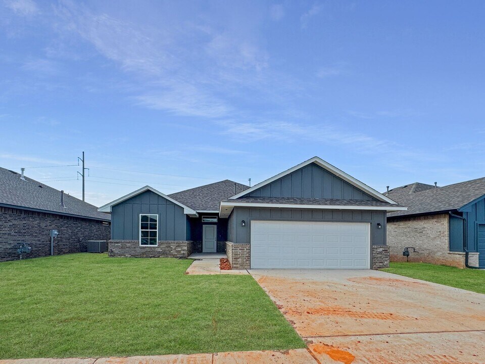 8309 NW 163rd Ter in Edmond, OK - Building Photo