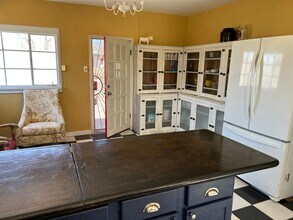 2038 Kiva Rd in Santa Fe, NM - Building Photo - Building Photo