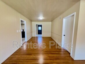 1045 E 53rd St in Tulsa, OK - Building Photo - Building Photo