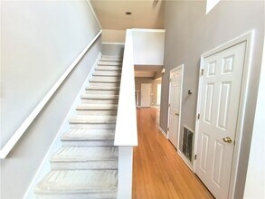 873 Ashwood Walk in Decatur, GA - Building Photo - Building Photo