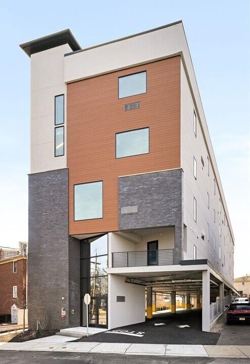 240 Columbia Ave in Fort Lee, NJ - Building Photo