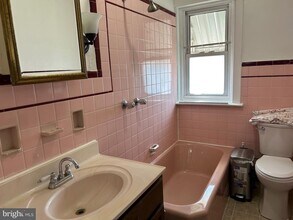 1049 Genesee St in Trenton, NJ - Building Photo - Building Photo